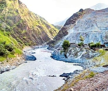 Sezar River – Borujerd