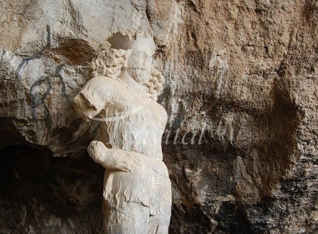 Shapur Cave