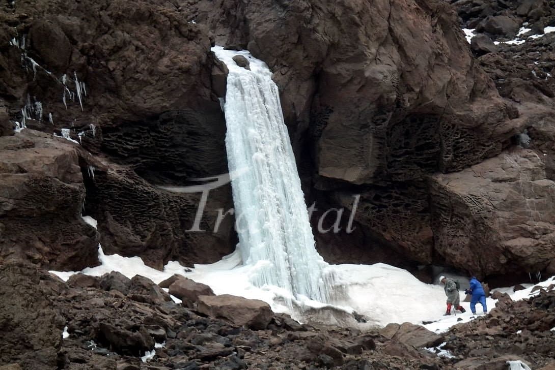 Yakhi Waterfall