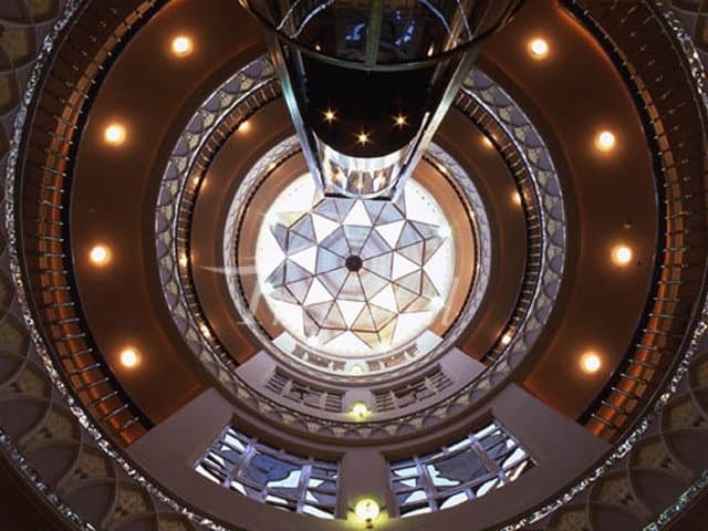 Sepahan Hotel – Isfahan - view 2