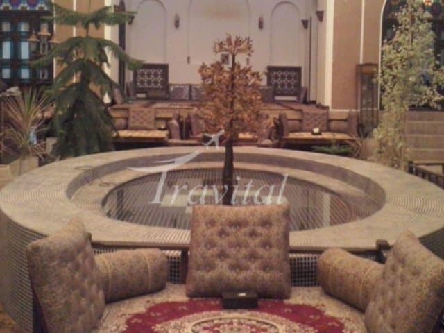 Roz (Rose) Traditional Hotel – Yazd - view 2