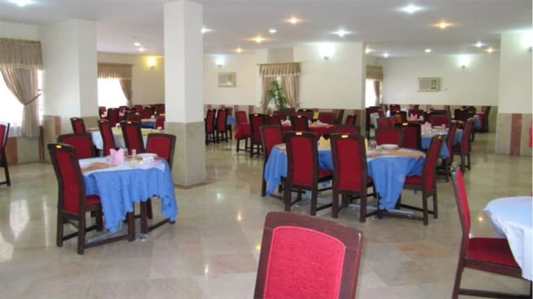 Jahangardi (Tourism) Hotel – Lar