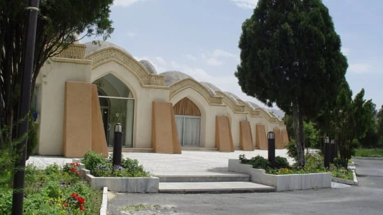 Jahangardi (Tourism) Hotel – Golpayegan - view 3