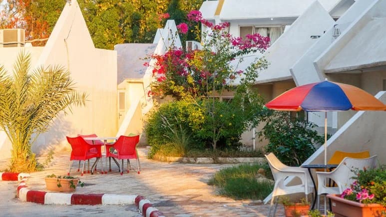 Fanoos Hotel – Kish - view 2