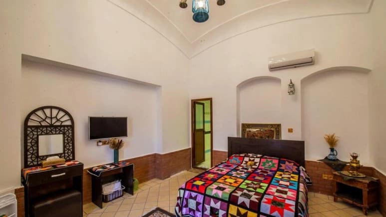 Fanoos Viuna Traditional Residence – Kashan - view 4