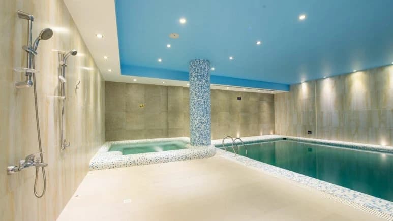 Shirazis Hotel – Shiraz - view 1