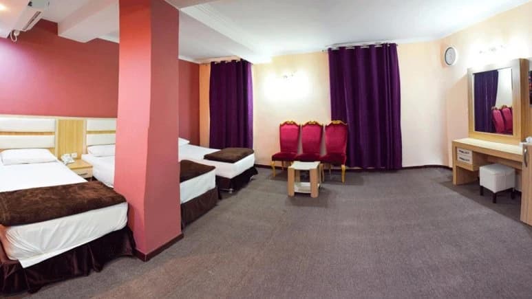 Singo Hotel – Dargahan - view 1