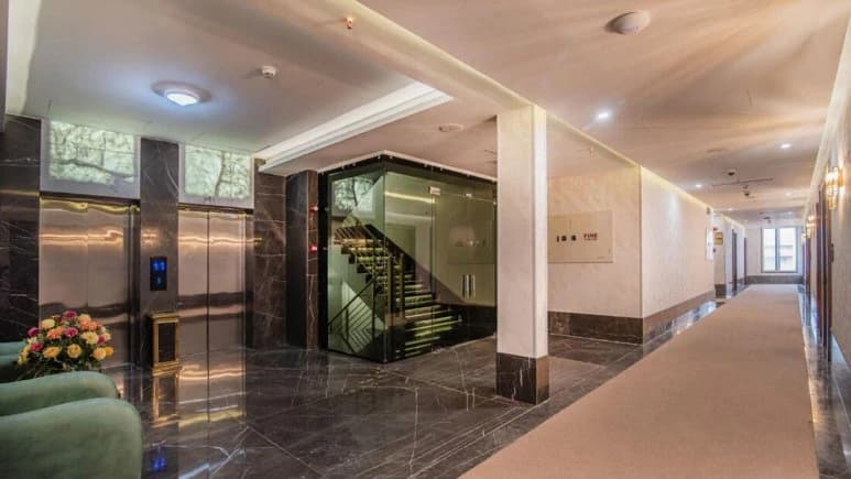 Valiasr Hotel – Tehran - view 2